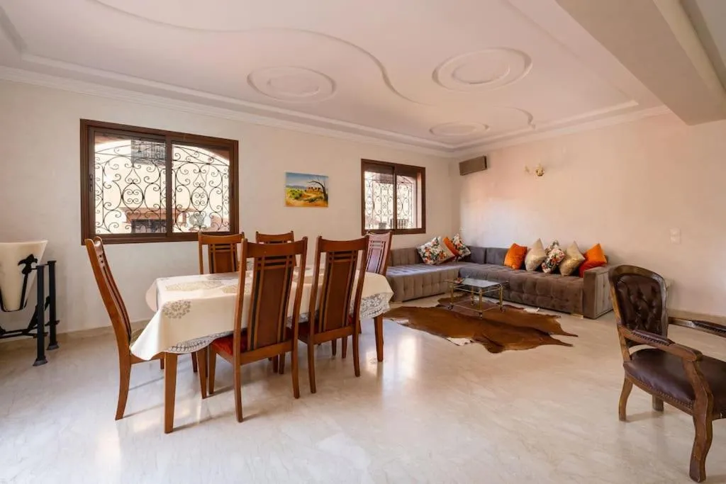 Image 2 of Beautiful Central Marrakech Villa