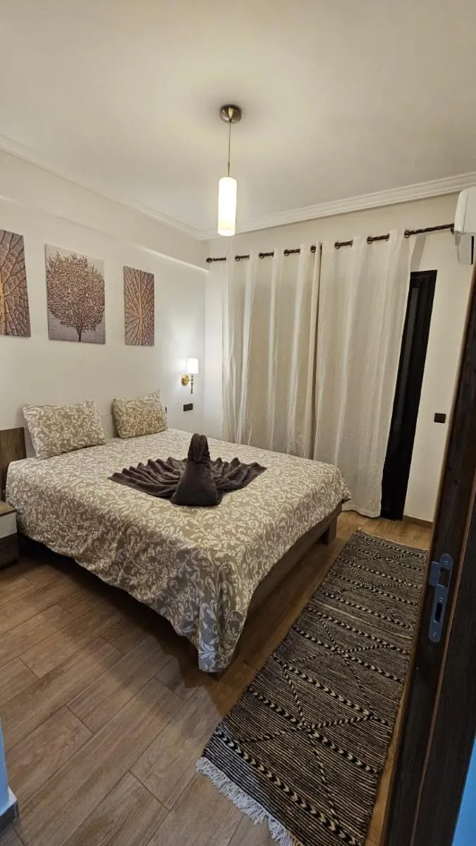 Image 3 of Bitty Apartment