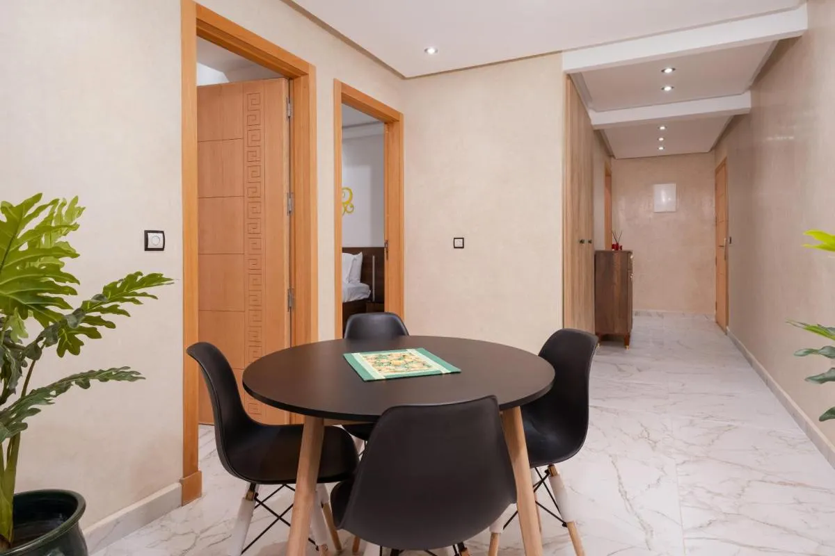 Image 6 of Bright Flat in Heart of Center