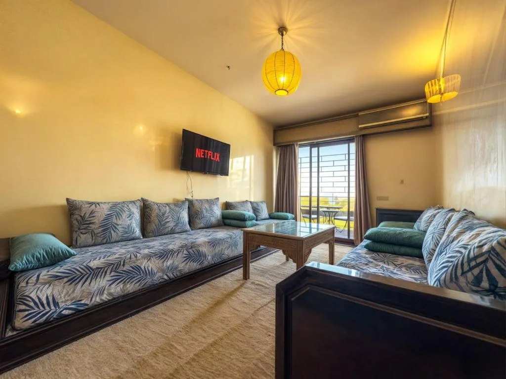 Image of Central Marrakech 2-Bedroom Apartment-2 Balconies Pool & Parking Near Majorelle