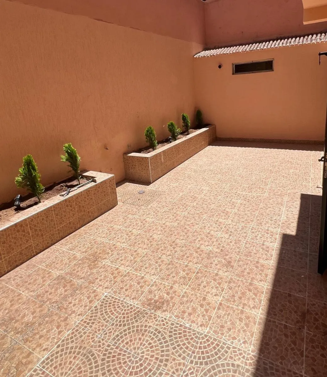 Image 5 of Charmant appartement spacieux avec cour fleurie et Hammam à Targa Marrakech