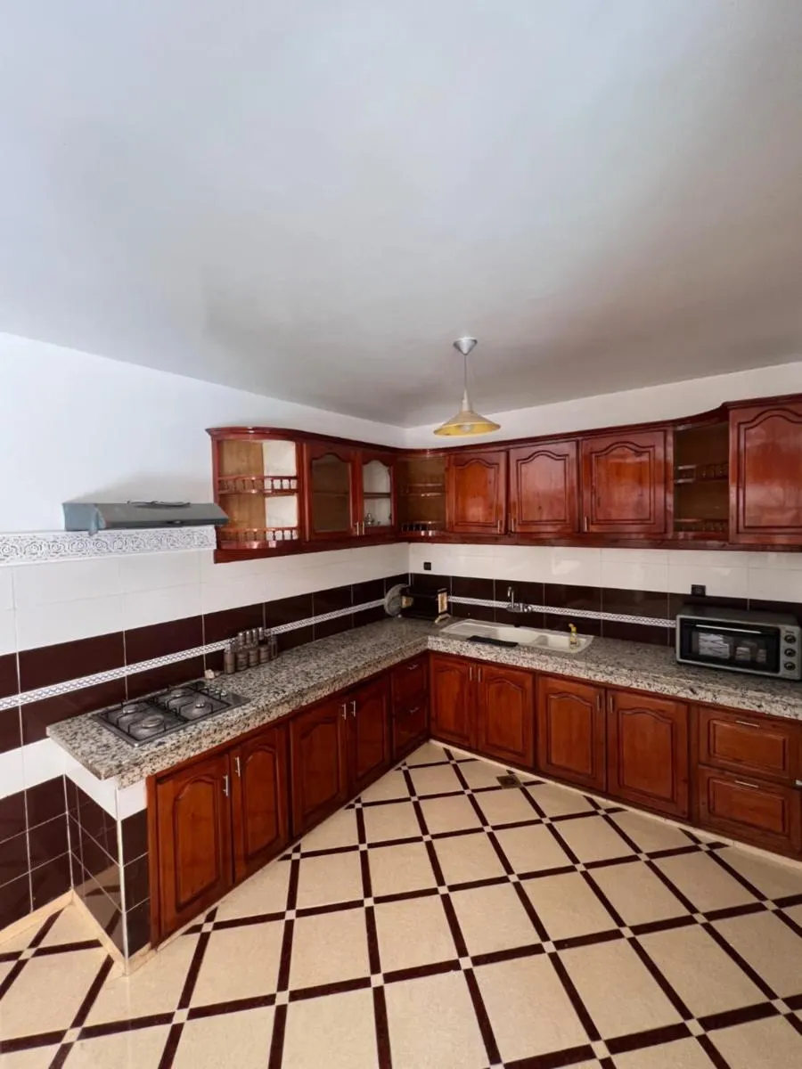 Image 3 of Charmant appartement spacieux avec cour fleurie et Hammam à Targa Marrakech