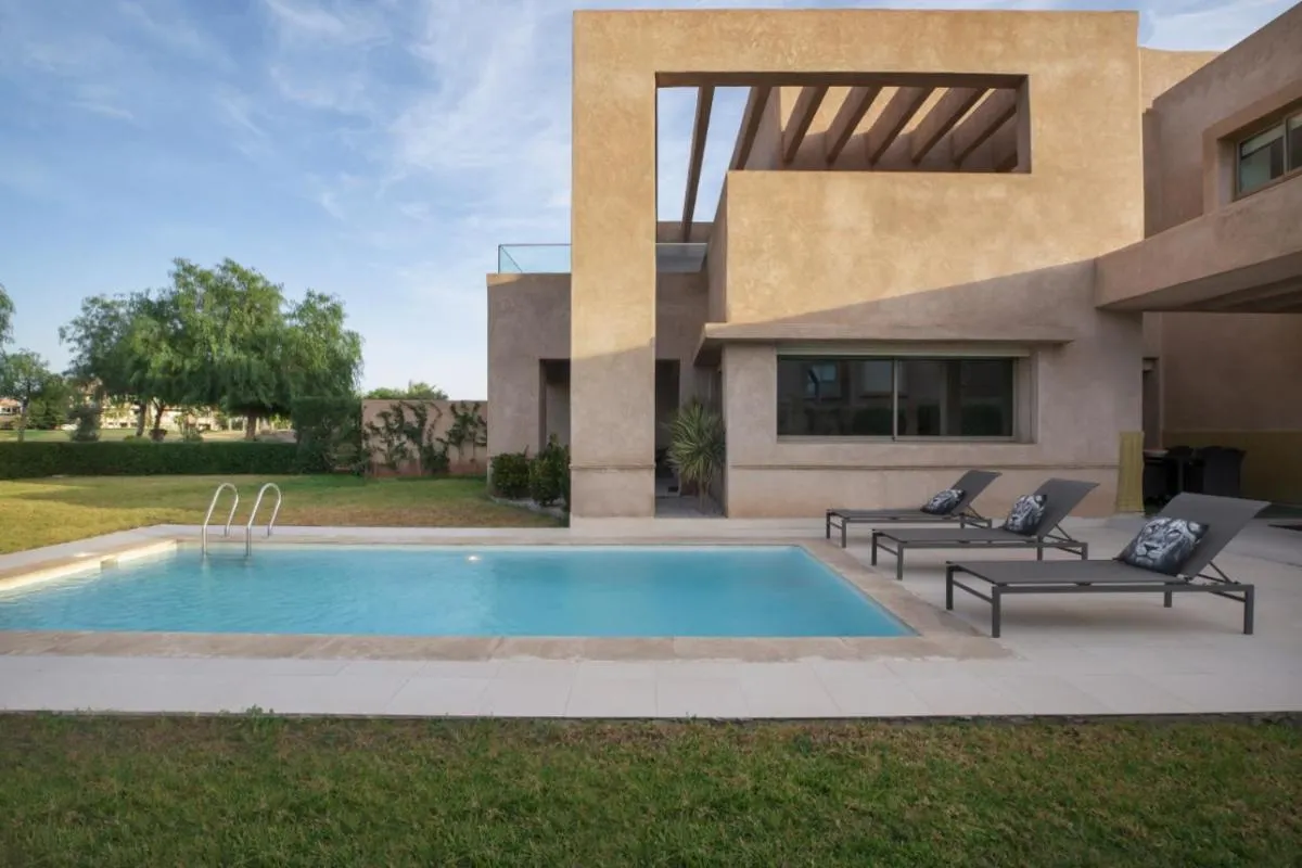 Image 2 of Chez Maya