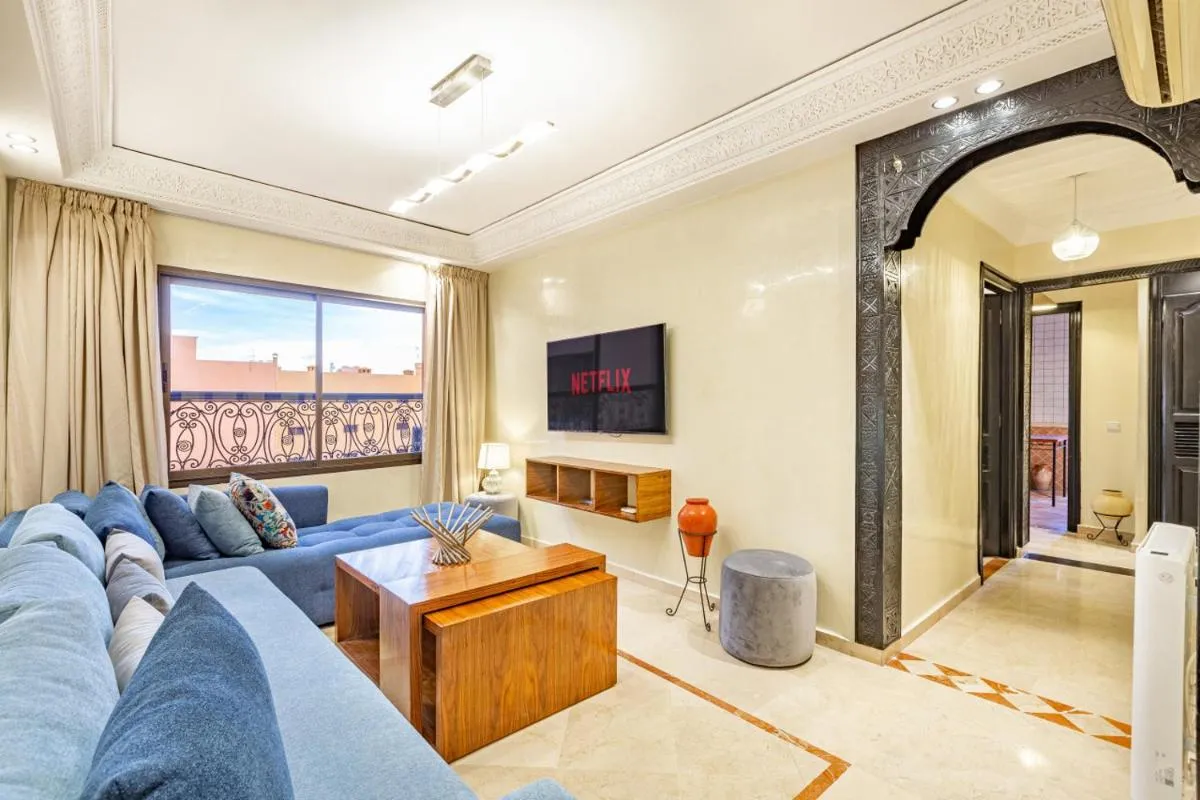 Image 5 of Coup de coeur en plein centre ville piscine