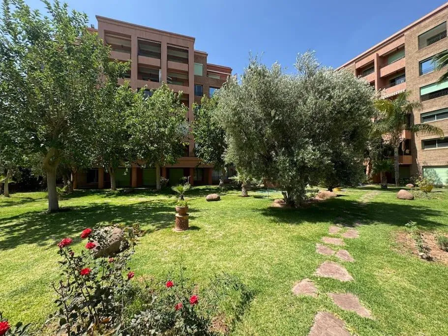 Image 6 of Cozy apartment in city center