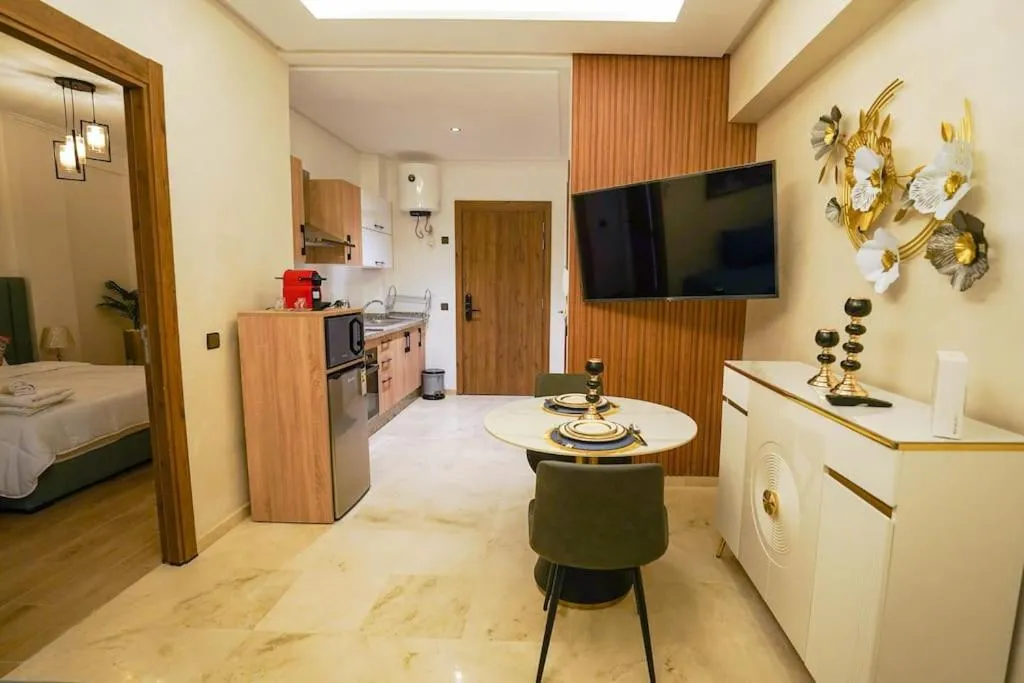 Image 4 of Cozy studio haut standing