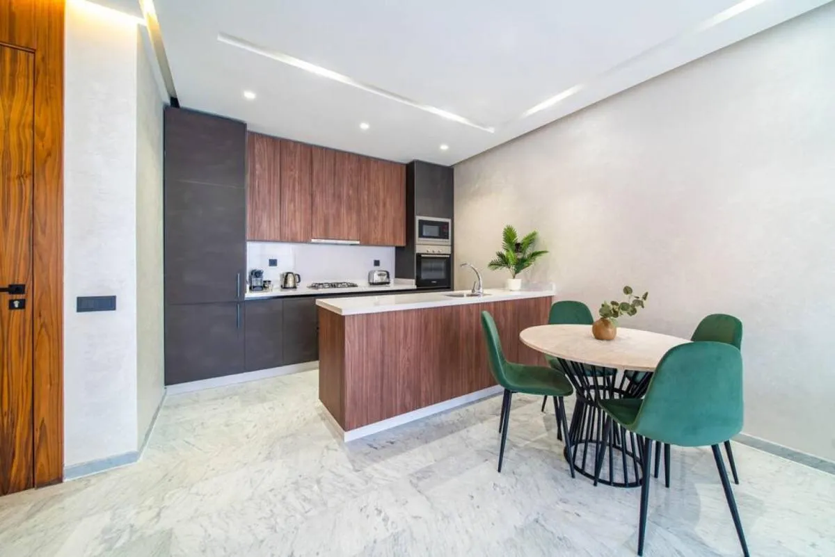 Image 4 of Cute and Modern in Heart of Downtown