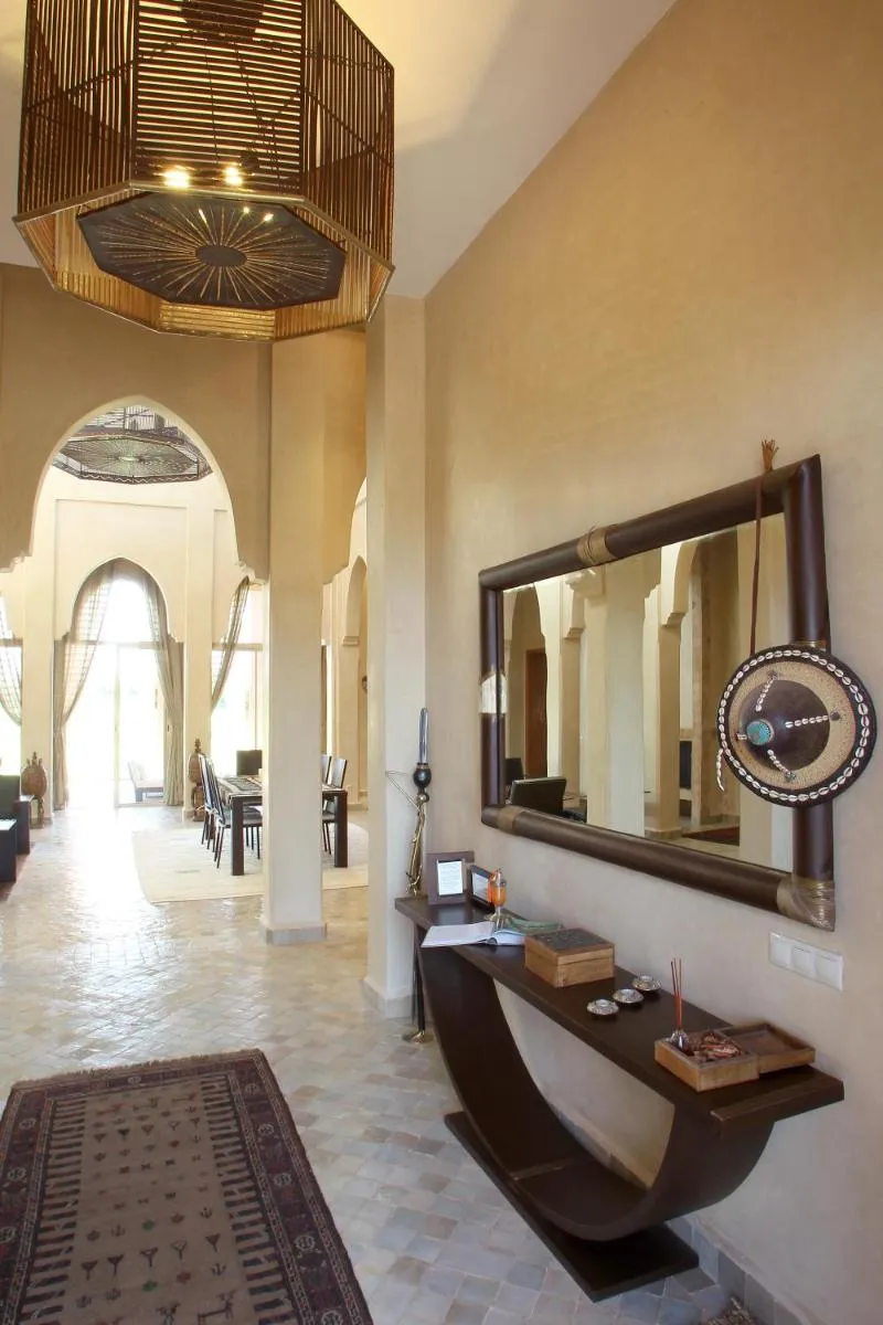 Image 3 of Dar Kamango