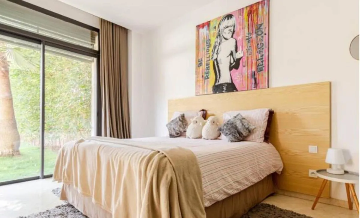 Image 1 of Dar Nirvana