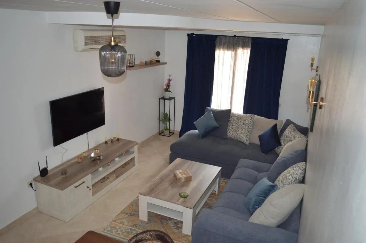 Image 4 of EL PACHA House