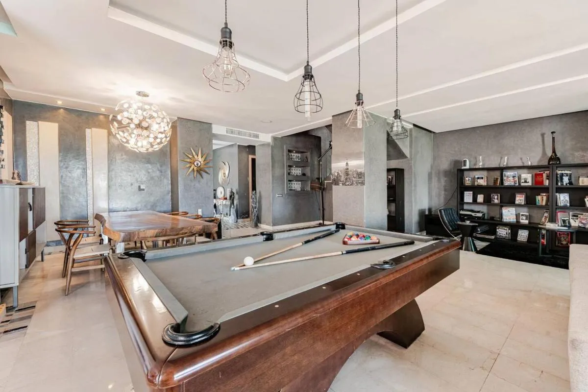 Image 5 of Escape to Luxury: 4 Bedroom Villa on Golf Course