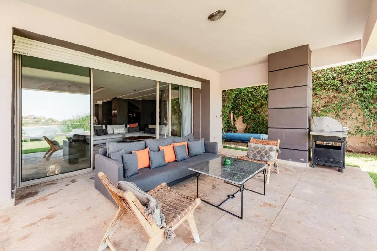 Image 4 of Escape to Luxury: 4 Bedroom Villa on Golf Course