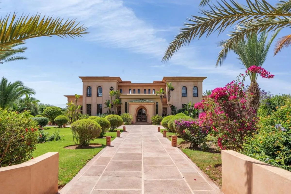 Image 6 of Golf mansion with Atlas mountain view