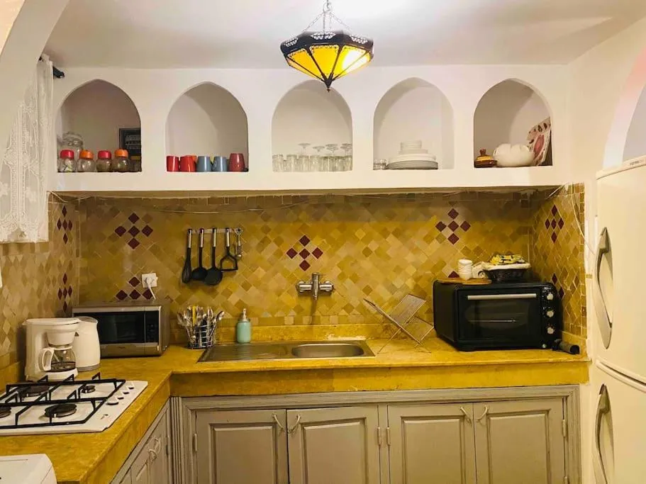 Image 4 of Jolie petit Riyad avec piscine belle terrasse wifi