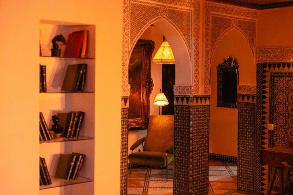 Image 4 of LUXURY apartment