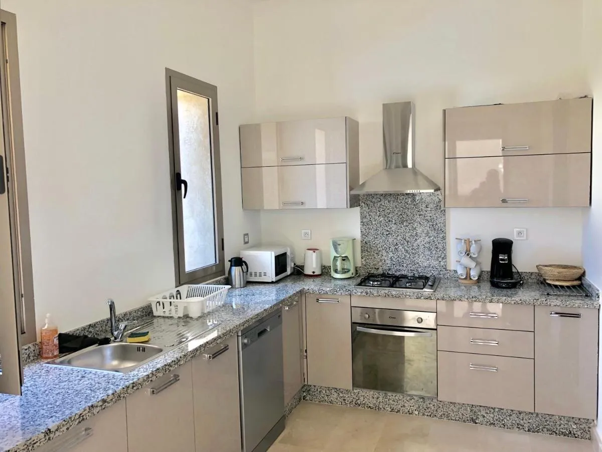 Image 4 of La Rose des Sables