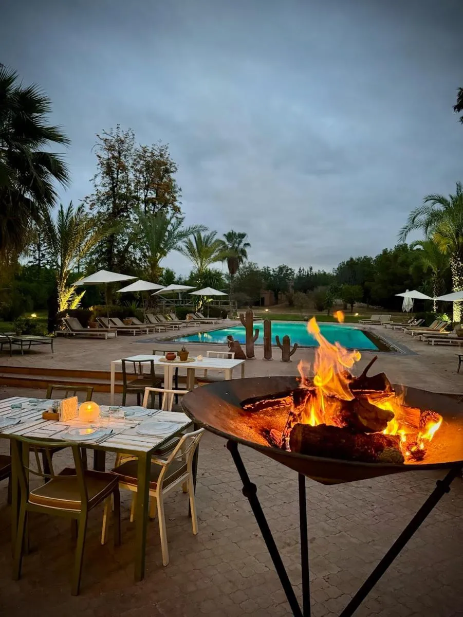 Image 5 of La Vie En Rose – Horses & Dogs House