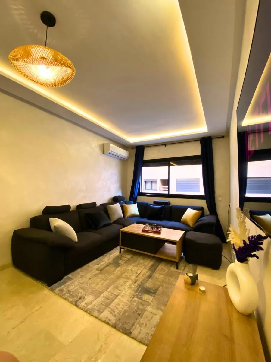 Image 4 of Le modern et centrale avec Piscine et Parking Privé