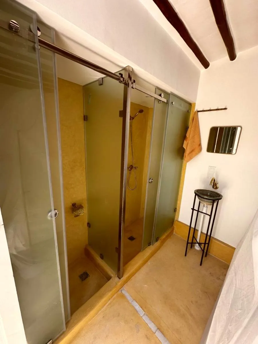 Image 4 of Little 24