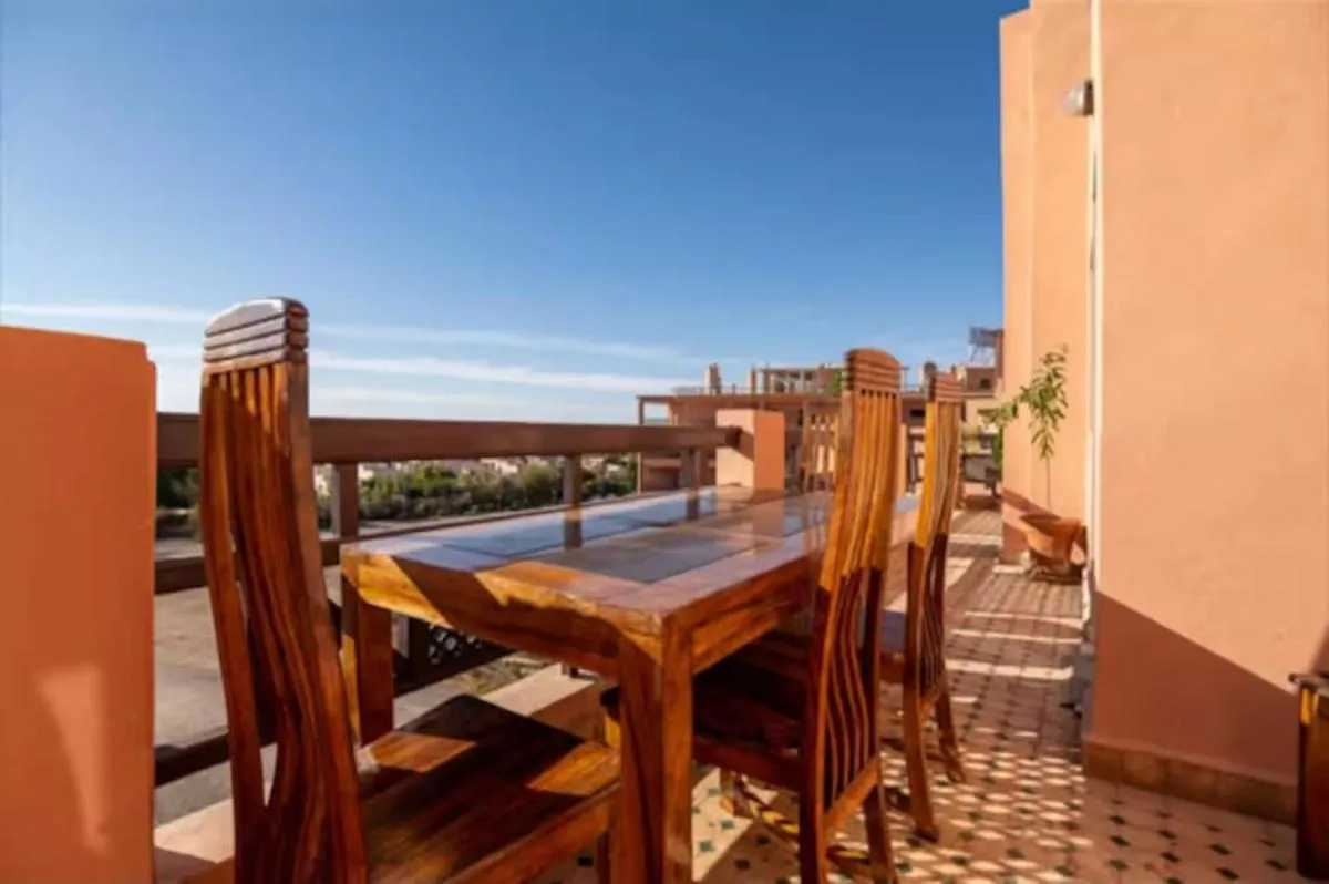 Image 4 of Lux apartment With a Sunset View