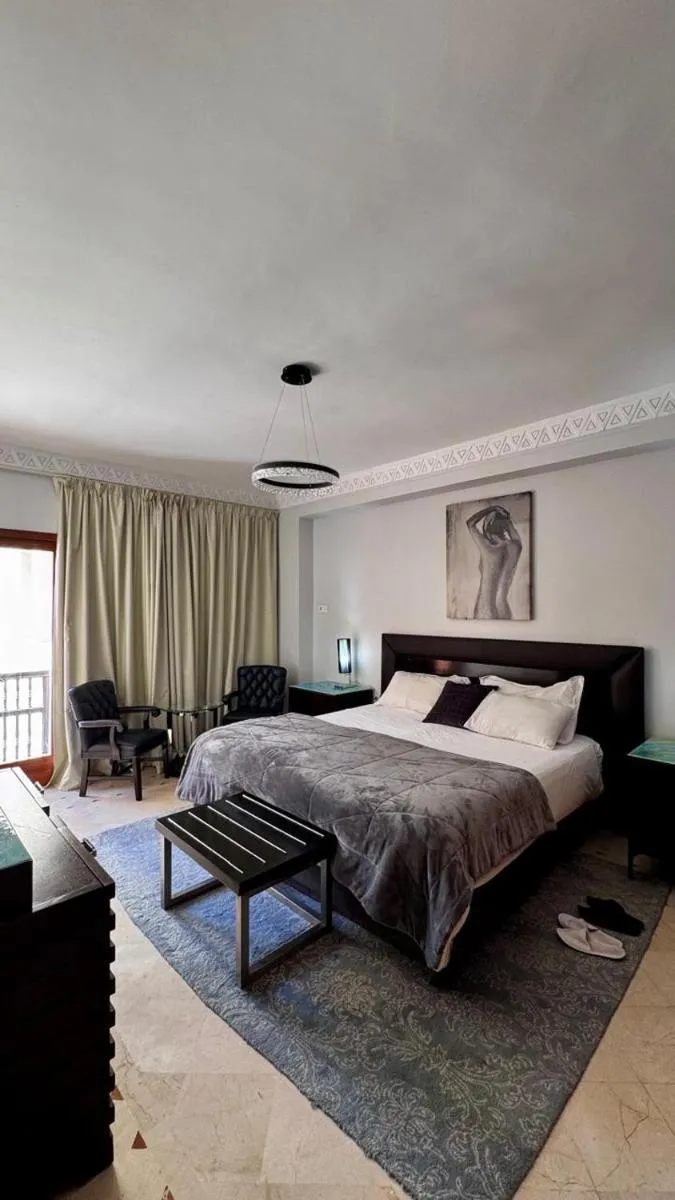 Image 1 of Lux apt, Prime location, Jacuzzi