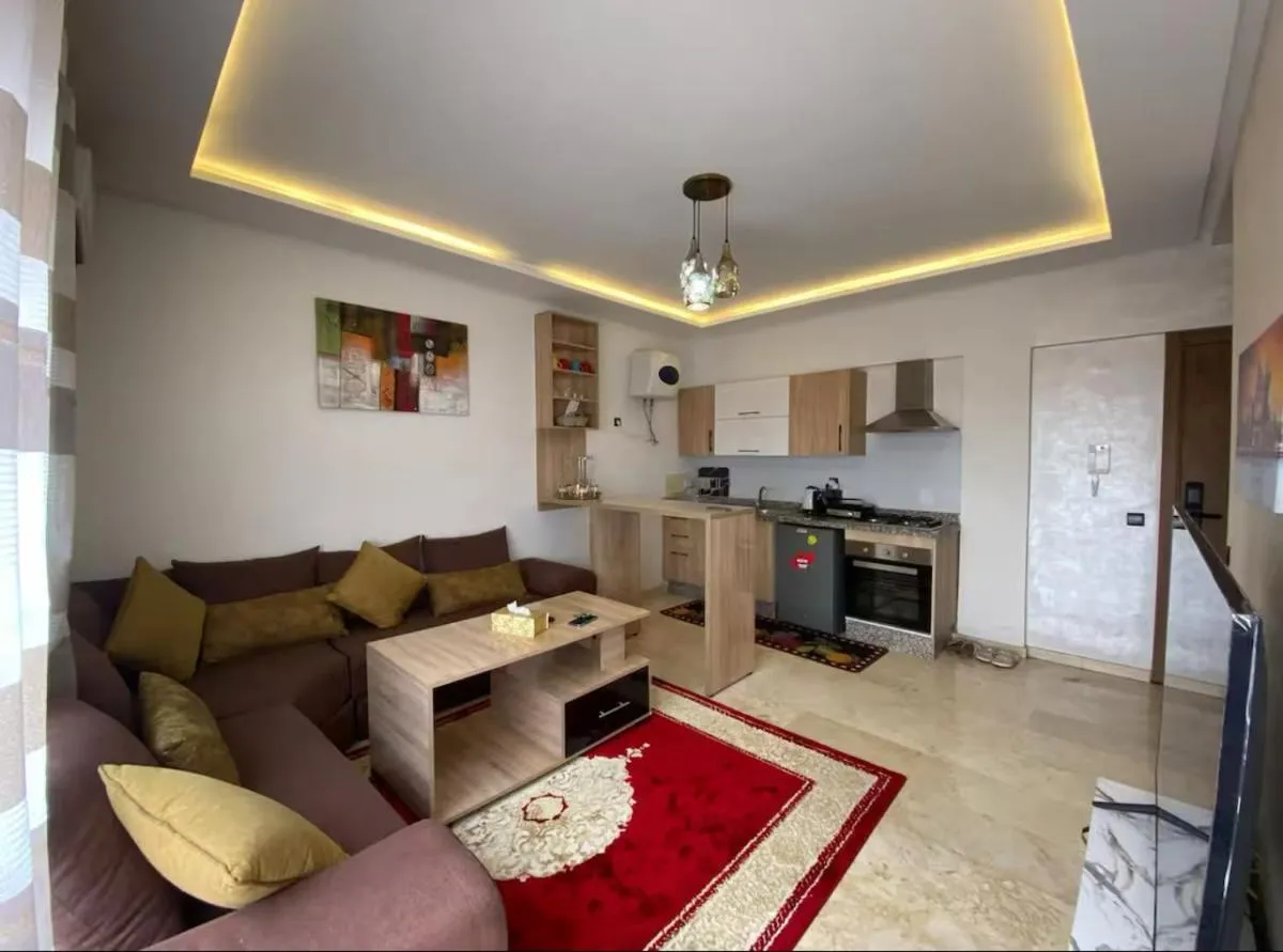 Image 2 of Luxury Apartment with Pool, Parking and 24h Security , Marrakech Center