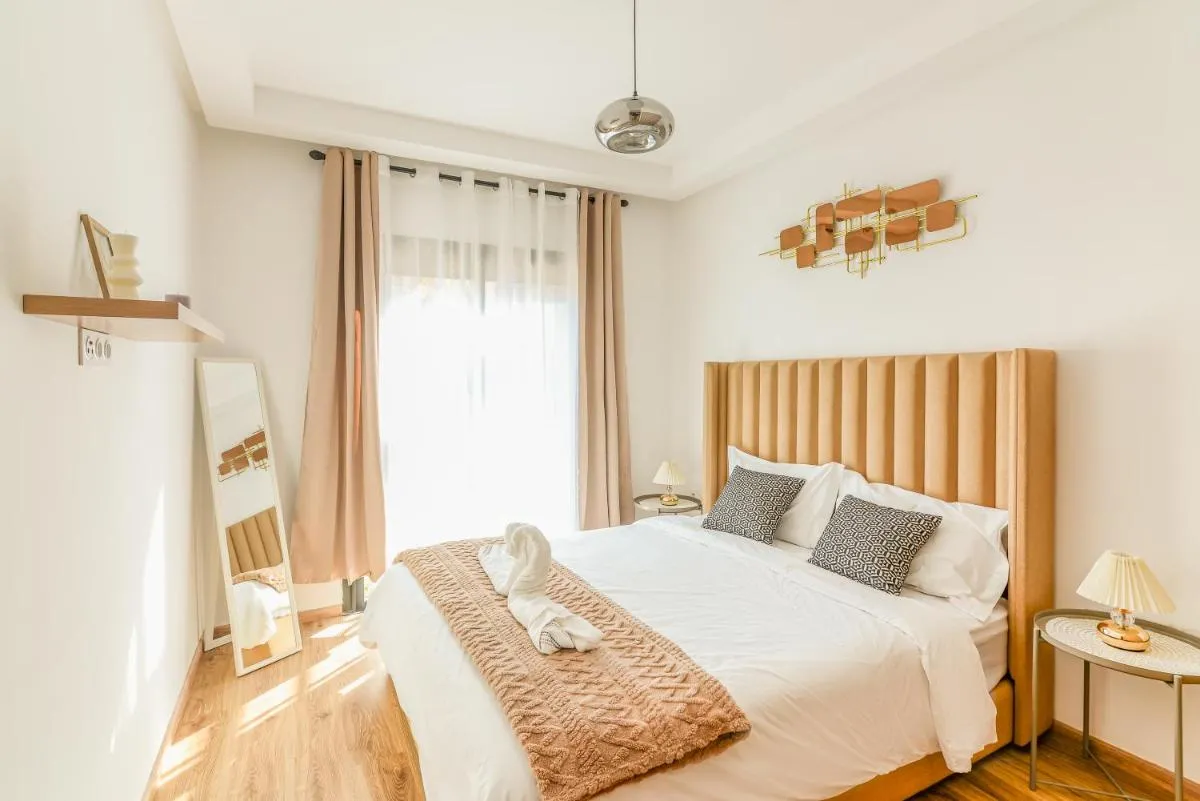 Image 1 of Maeva cosy – Clim, Wifi, Jardin à 10min de l’Aéroport