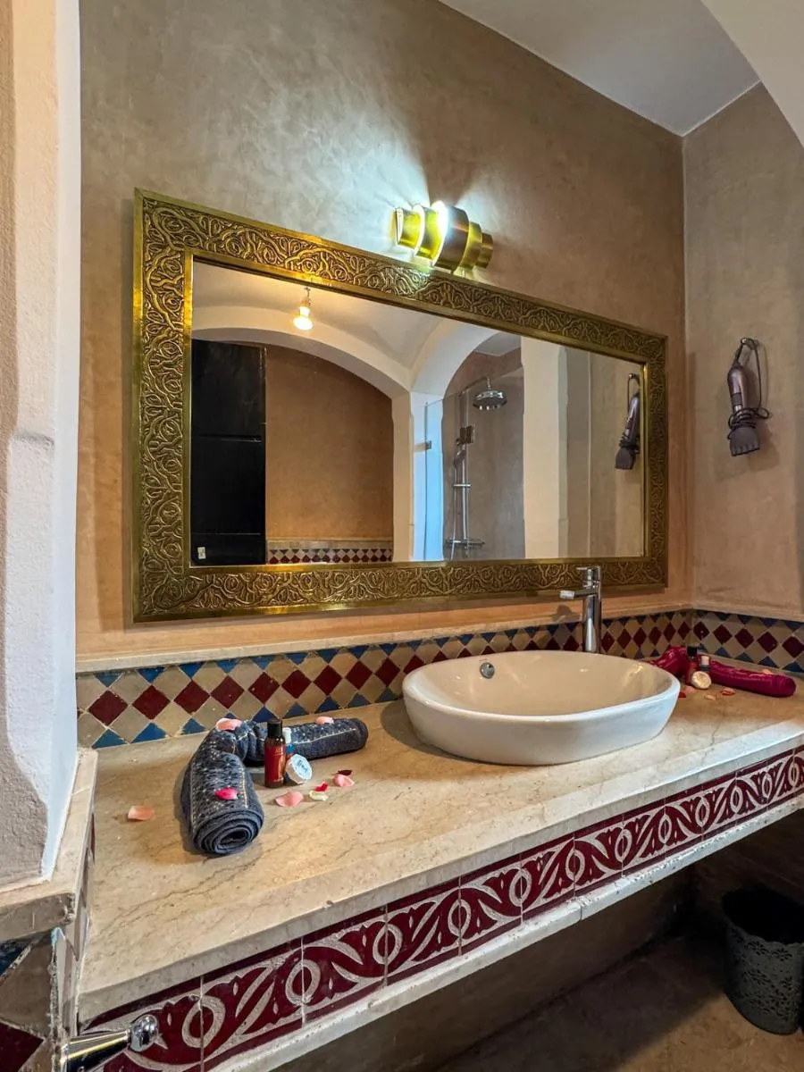 Image 2 of Magnifique Villa piscine chauffée, cinéma et salle de fitness privés