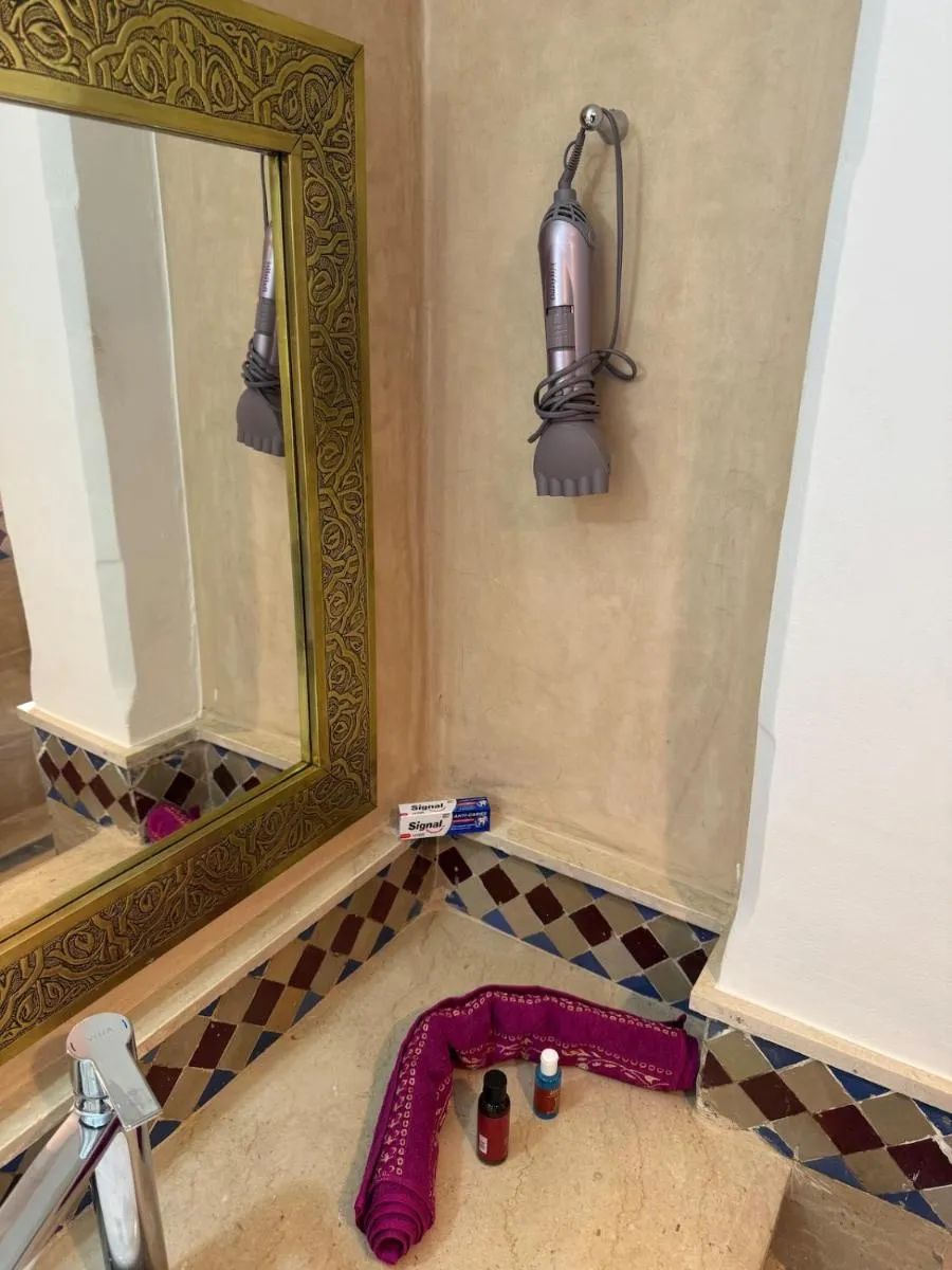 Image 4 of Magnifique Villa piscine chauffée, cinéma et salle de fitness privés