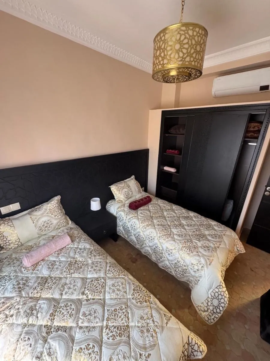 Image 6 of Magnifique Villa piscine chauffée, cinéma et salle de fitness privés