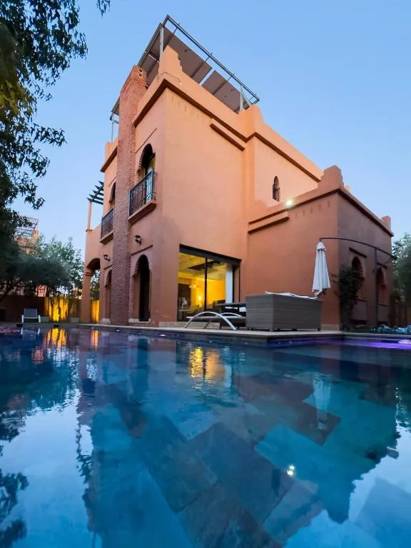 Image of Magnifique Villa piscine chauffée, cinéma et salle de fitness privés