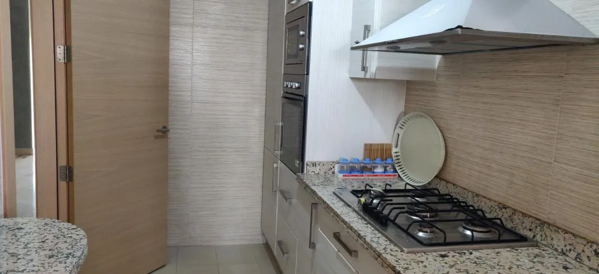 Image 4 of Magnifique appart vue sur golf