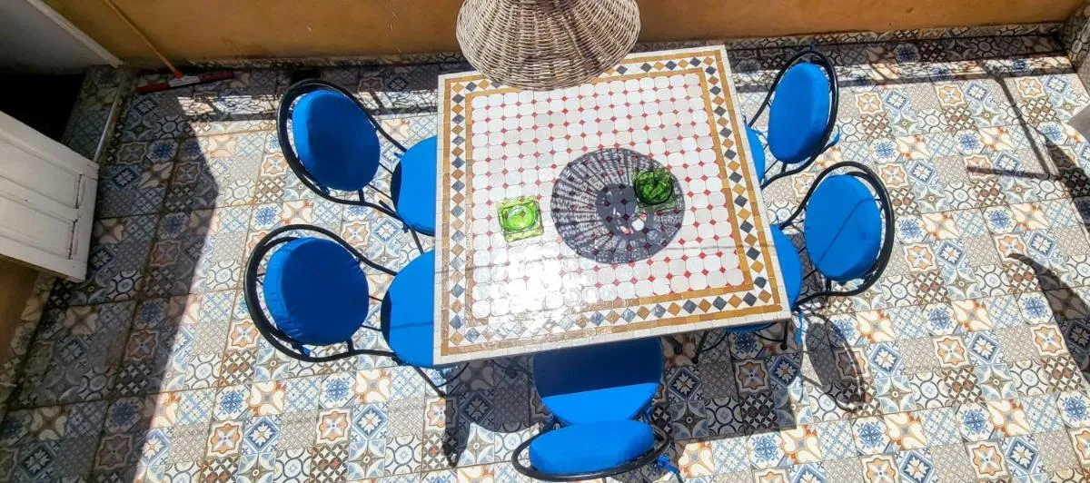 Image 1 of Maison 211