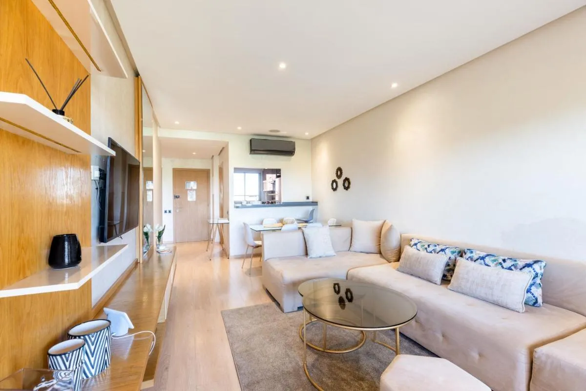 Image 4 of PO 10 Appartement de luxe, golf, piscine & club house