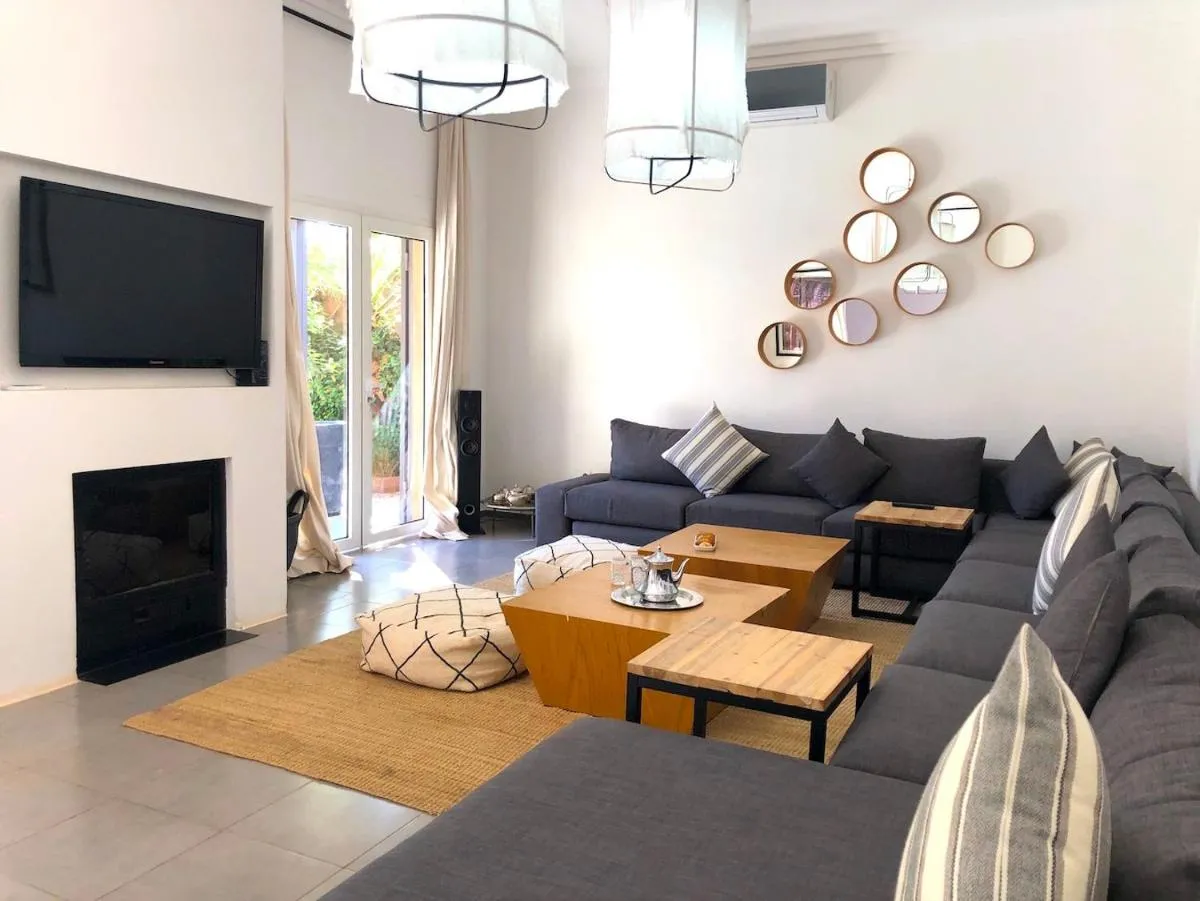 Image 5 of Palais Akki