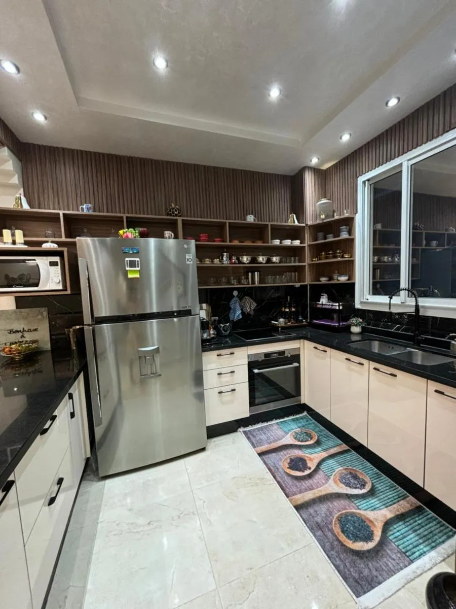 Image 4 of Pavillon Luxury