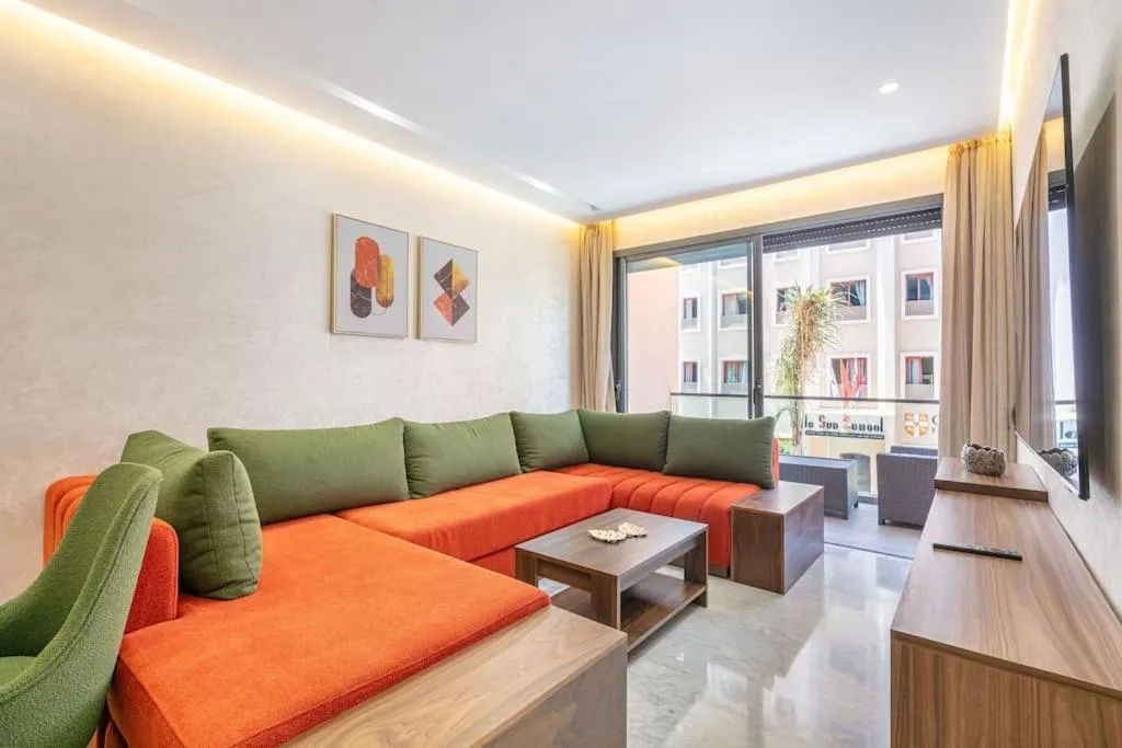 Image of Peaceful Living: Chic Apartment, Prime Location