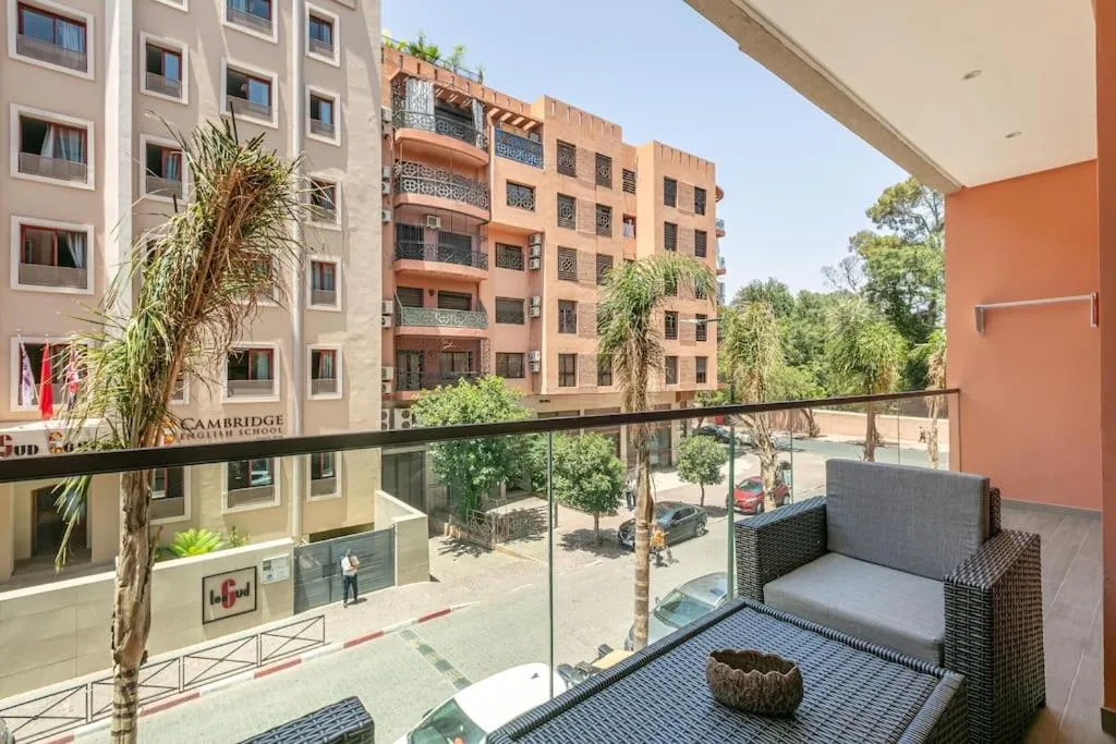 Image 5 of Peaceful Living: Chic Apartment, Prime Location