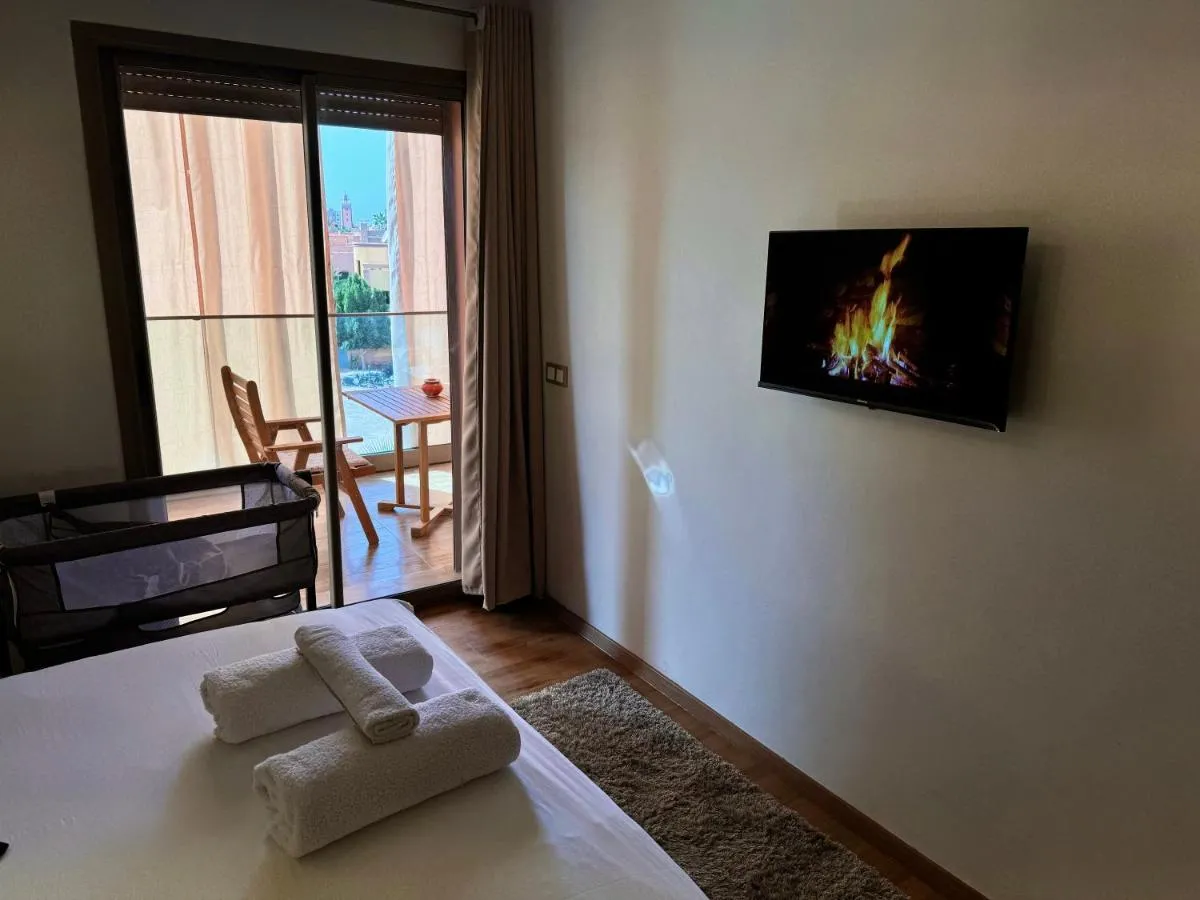 Image 5 of Pearl Garden Studio Cosy Lux Elegant Sunny Terrace Piscine