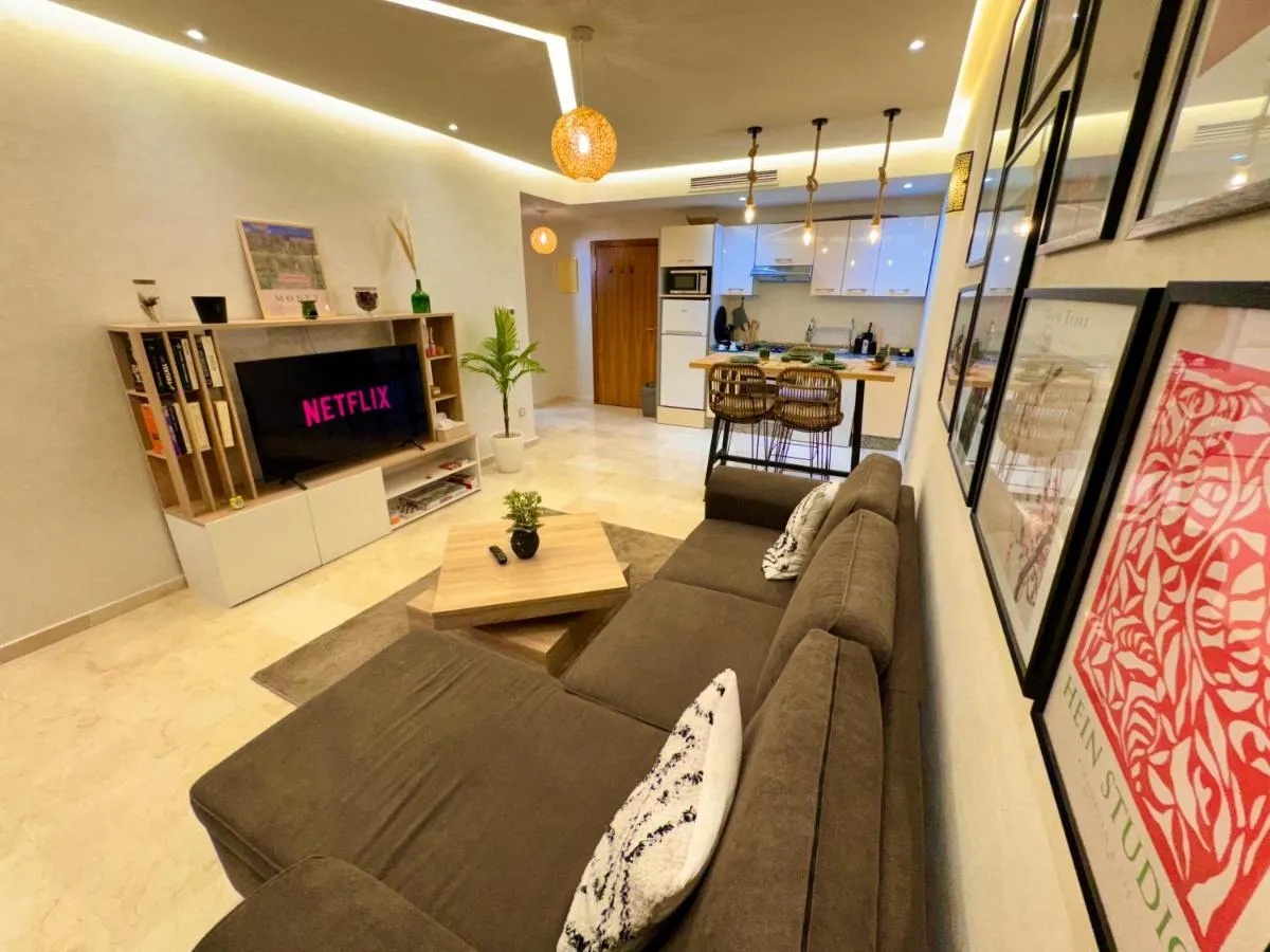 Image 5 of Pearl Garden Studio Luxueux Piscine Sunny Terrasse