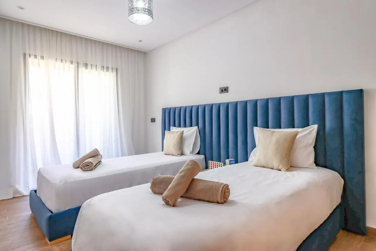 Image 4 of Piscine- Résidence haut de Gamme