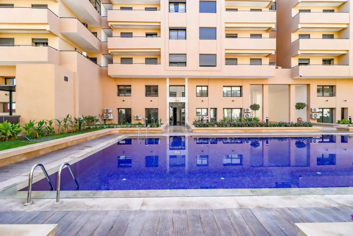 Image 1 of Piscine- Résidence haut de Gamme