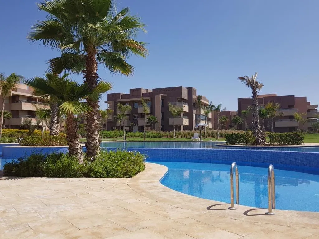 Image 3 of Prestigia 16