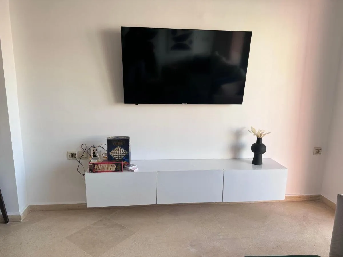 Image 6 of RENTSUITE Comfy & Central in Victor Hugo