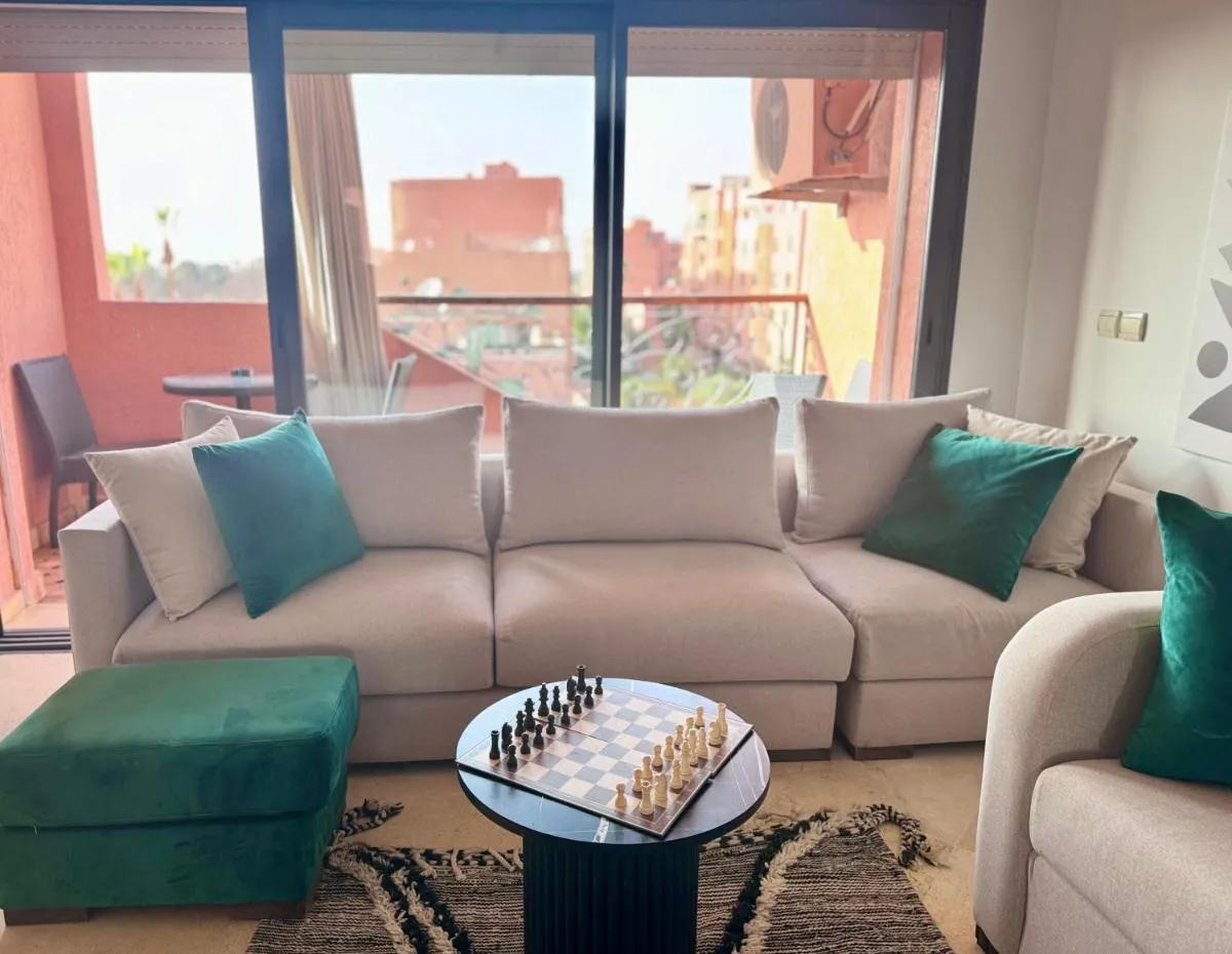 Image 1 of RENTSUITE Comfy & Central in Victor Hugo