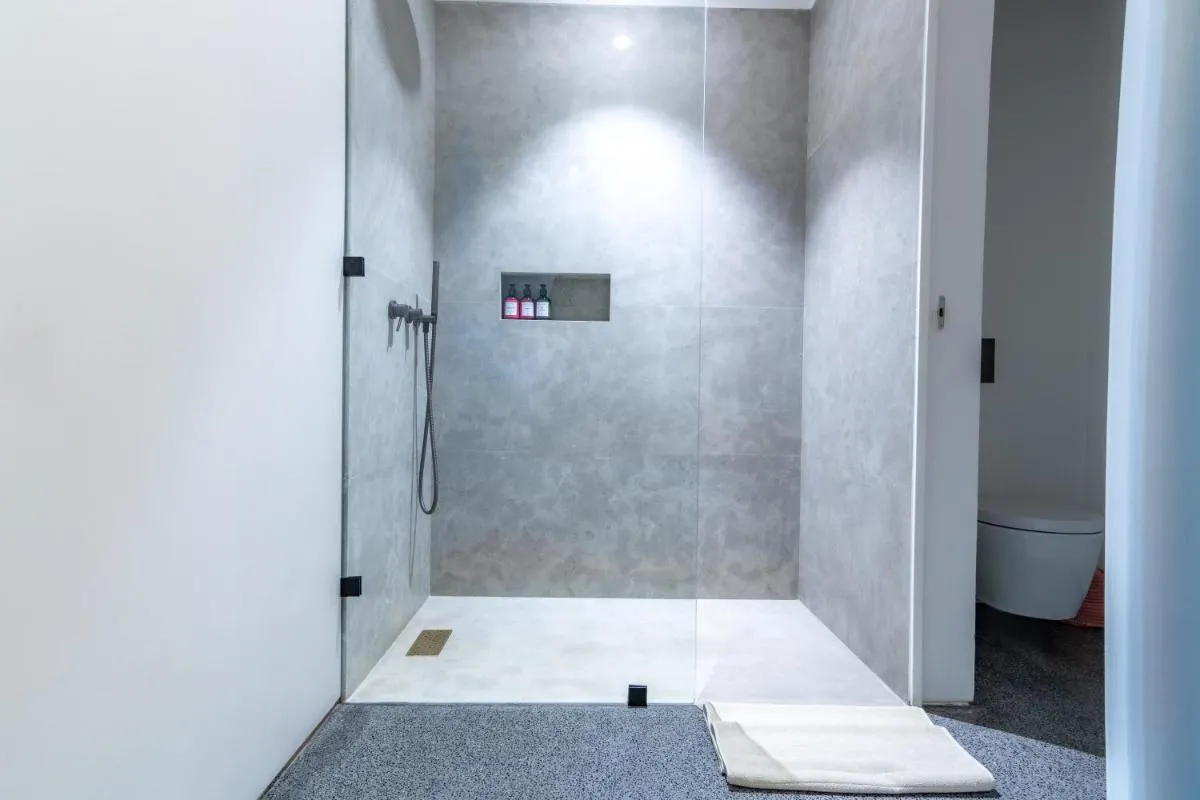 Image 2 of Riad Doum Collection 2