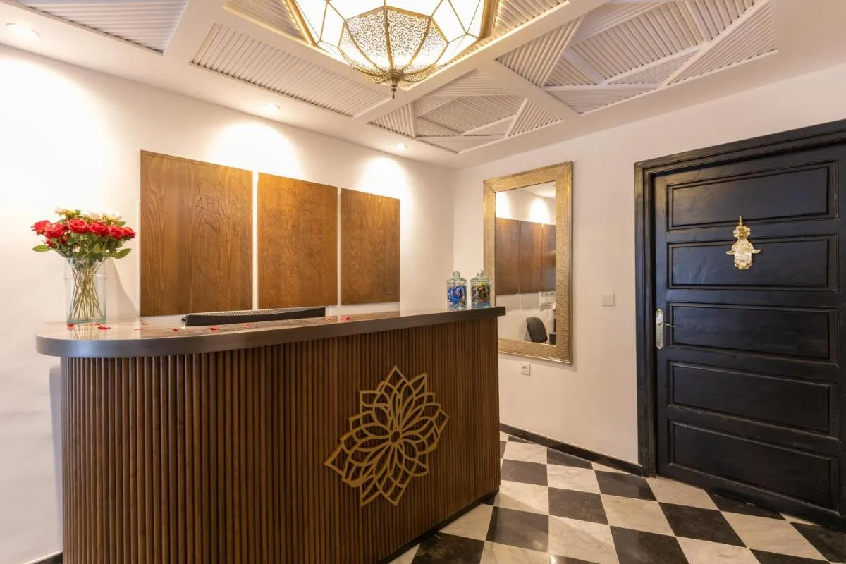 Image 4 of Riad Zehra