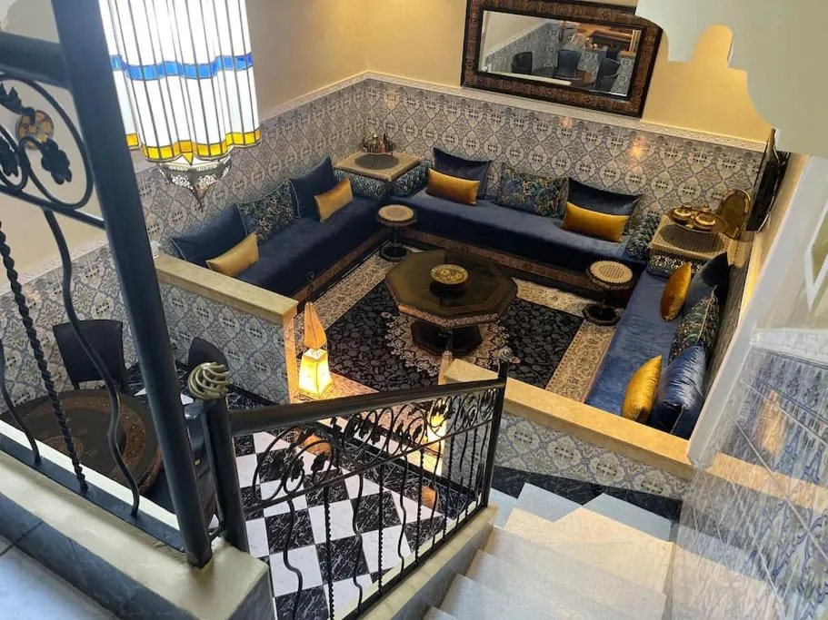 Image 1 of Riad mostafa