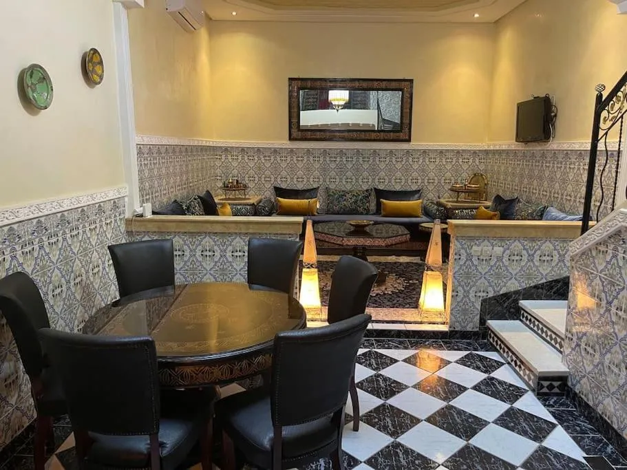 Image 5 of Riad mostafa