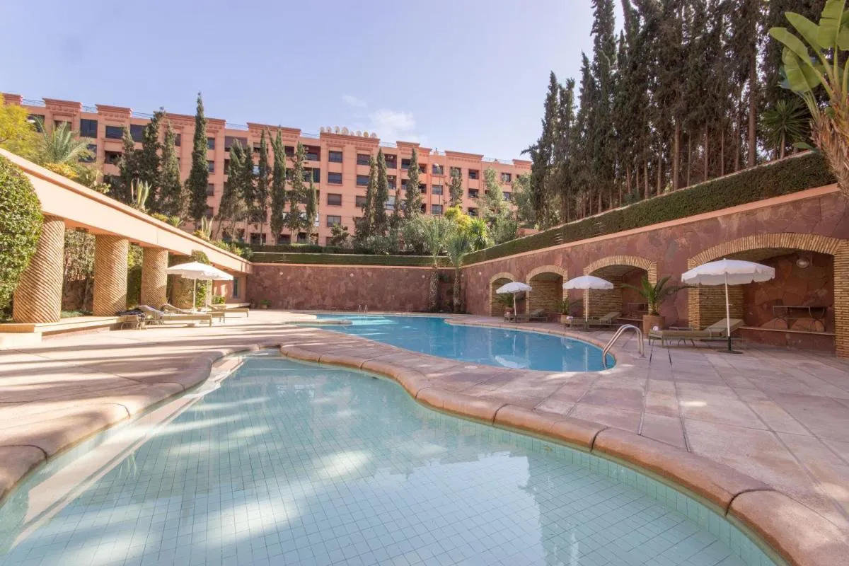 Image 3 of Romantic Retreat next to M avenue